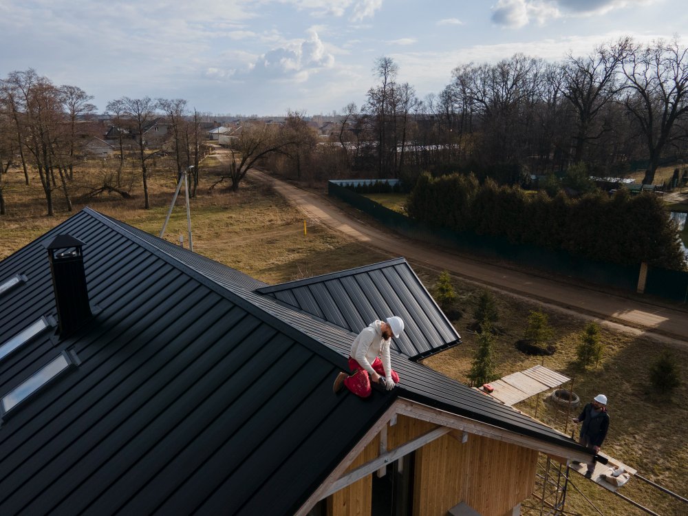 Know Which Roofing Materials Perform Best in Different Climates
